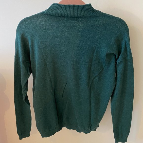 Green Sweater - Picture 2 of 2